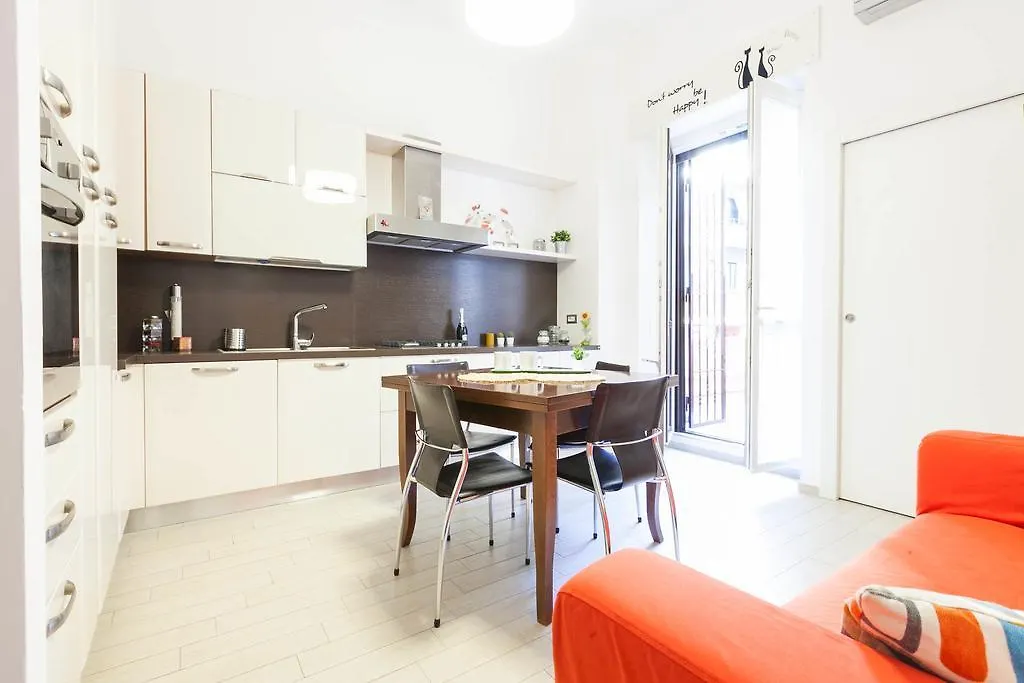Semplicemente Casa Apartment Milan
